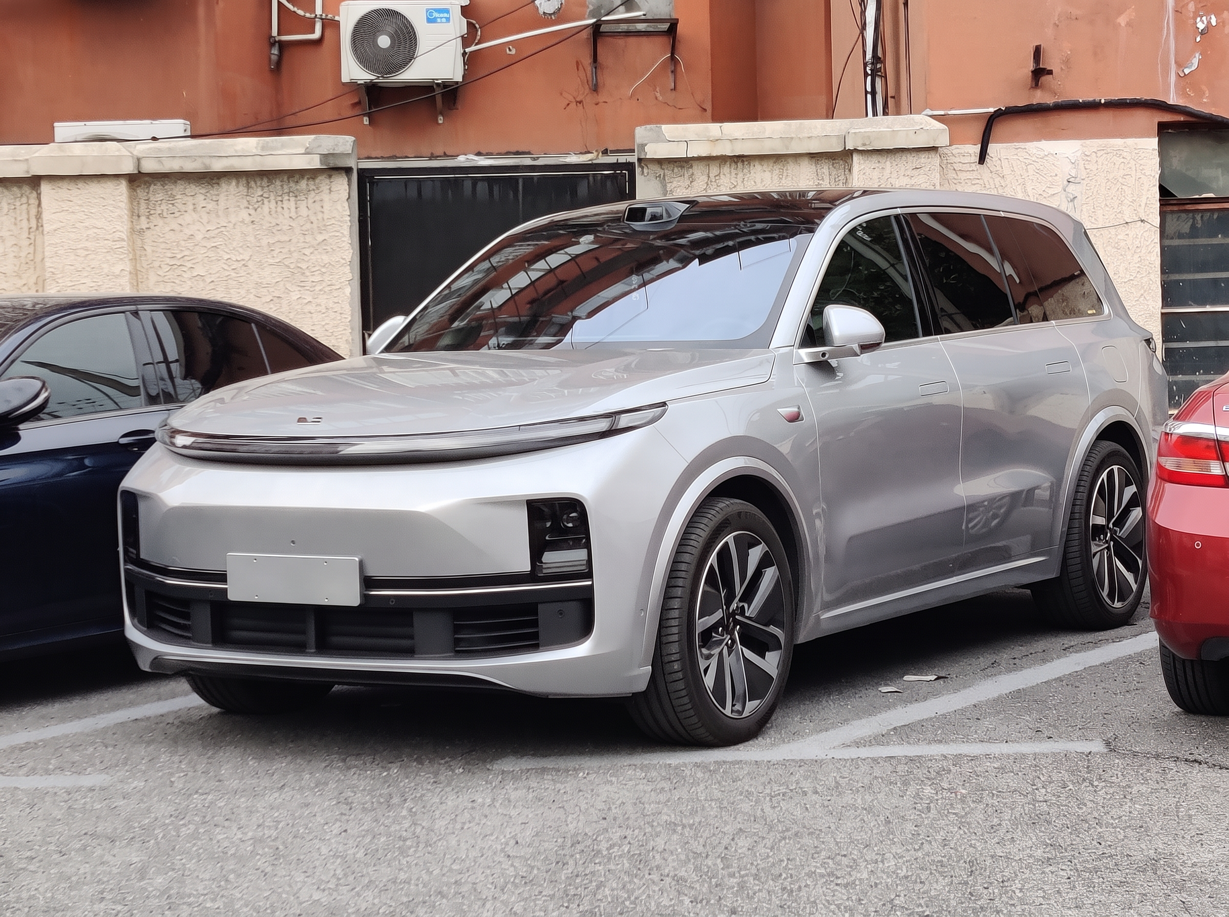 Li Auto L9, 2025